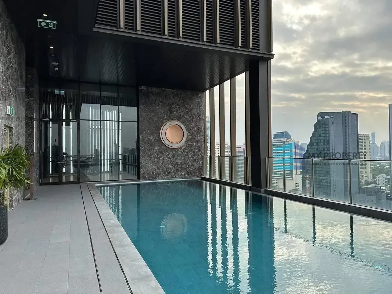 โนเบิล อราวน์ สุขุมวิท 33