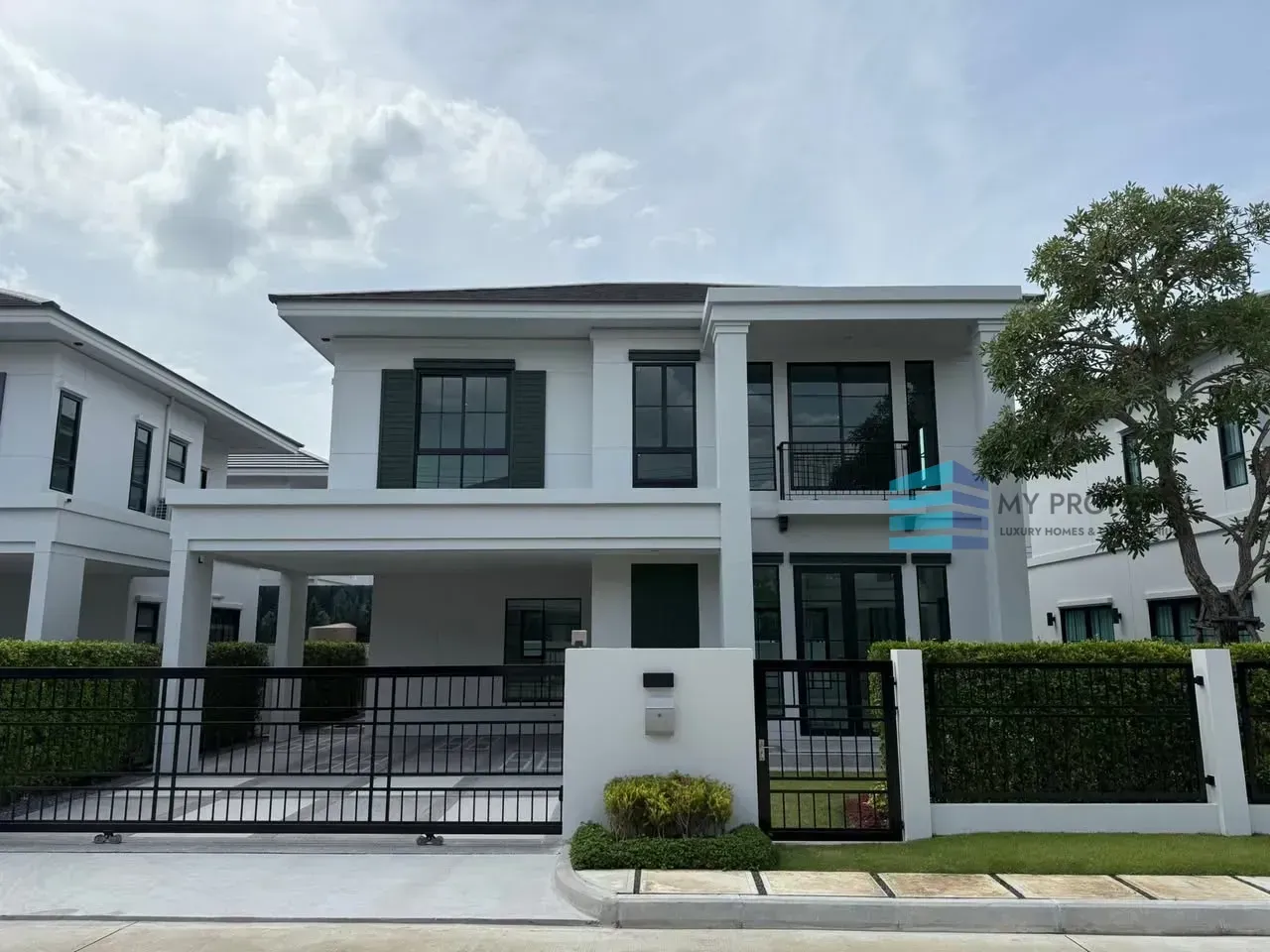 เศรษฐสิริ วัชรพล-เทพรักษ์